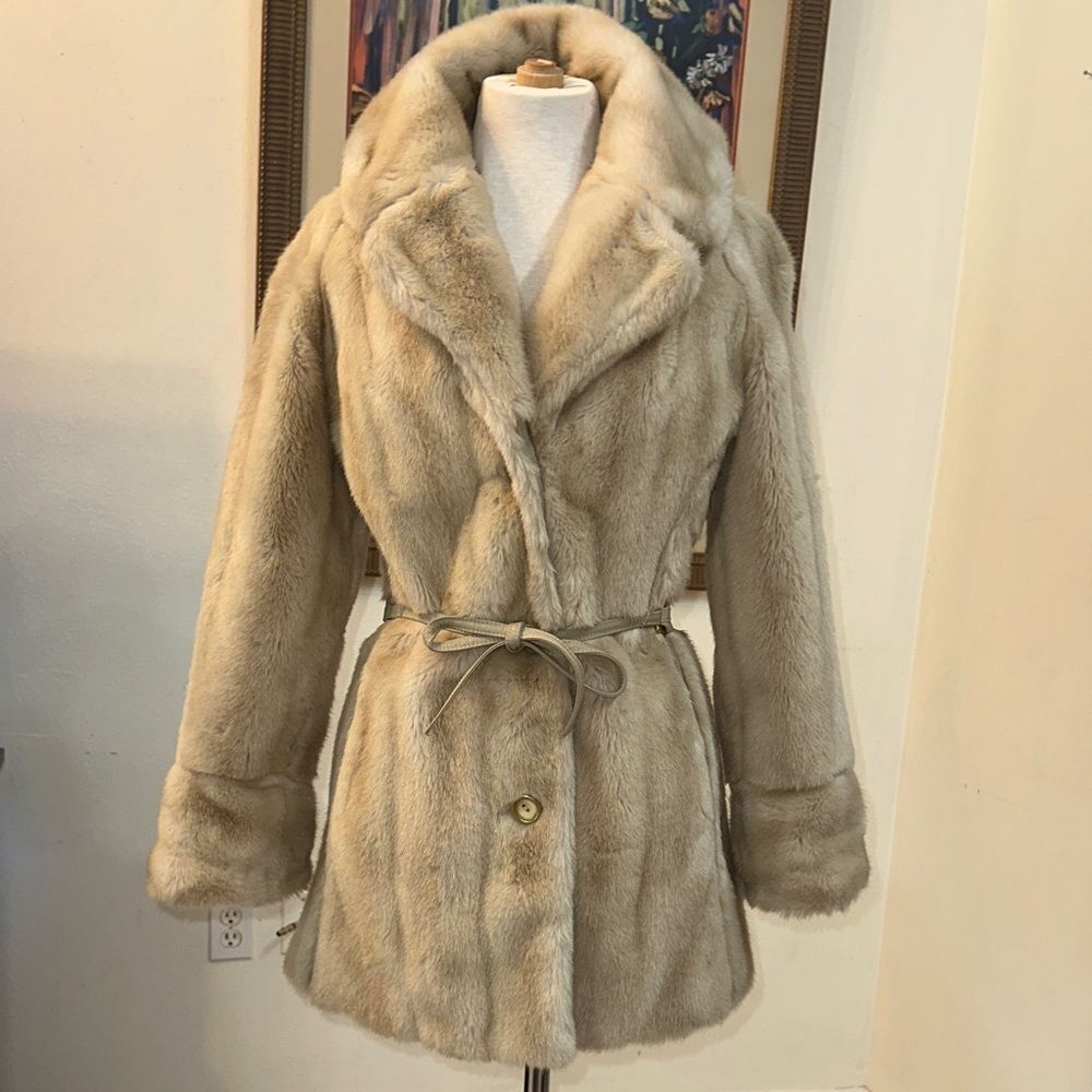 COAT - Tissavel France Betty Rose Vintage Tan Faux Fur Coat Size Medium